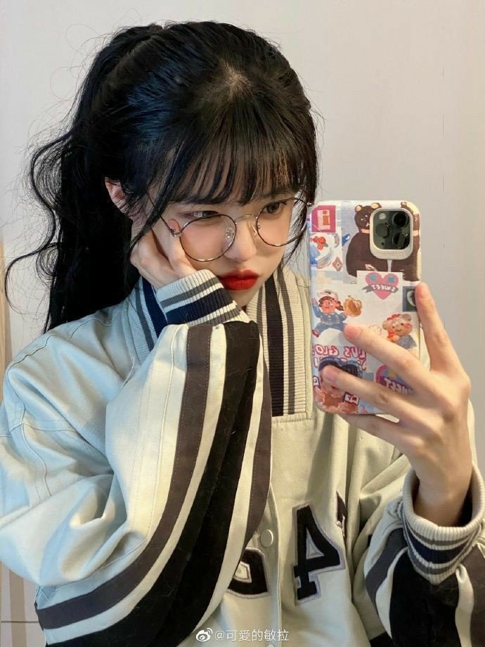 Cute korean girl dp Cute korean girl dp