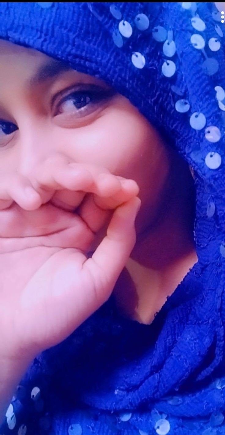 Instagram Stylish hijab girl Instagram Stylish hijab girl