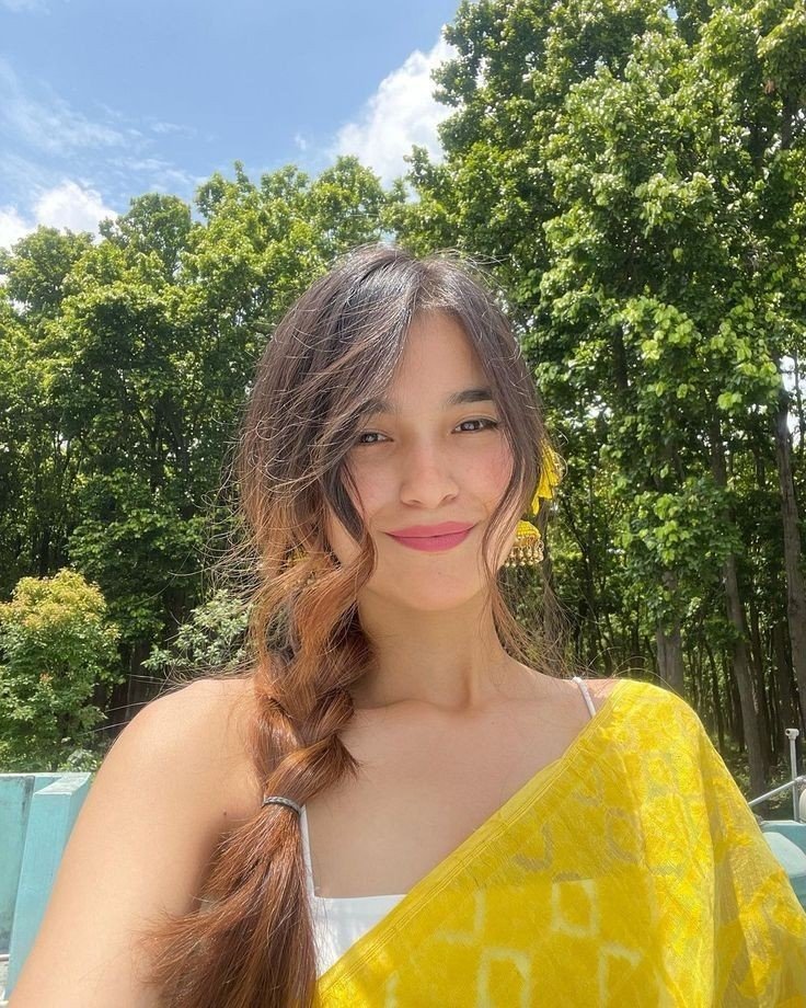cute girl profile pic cute girl profile pic