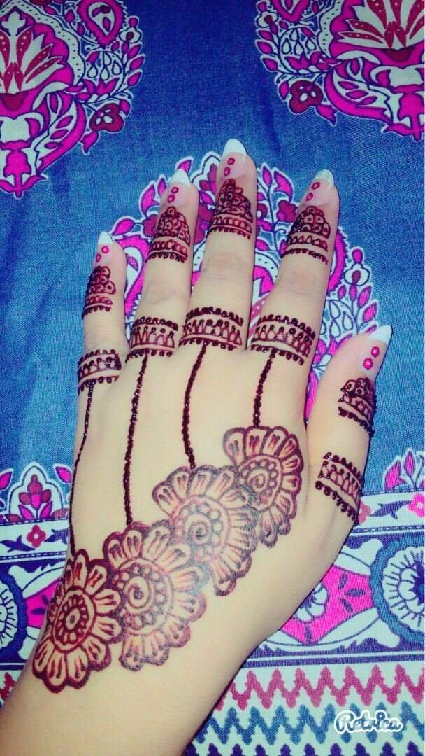 mehndi pic girl mehndi pic girl
